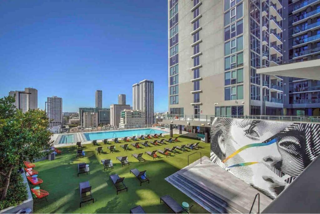 Vibrant Studio Downtown Miami Apartment ภายนอก รูปภาพ