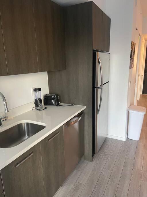 Vibrant Studio Downtown Miami Apartment ภายนอก รูปภาพ