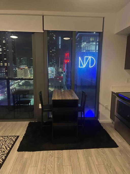 Vibrant Studio Downtown Miami Apartment ภายนอก รูปภาพ