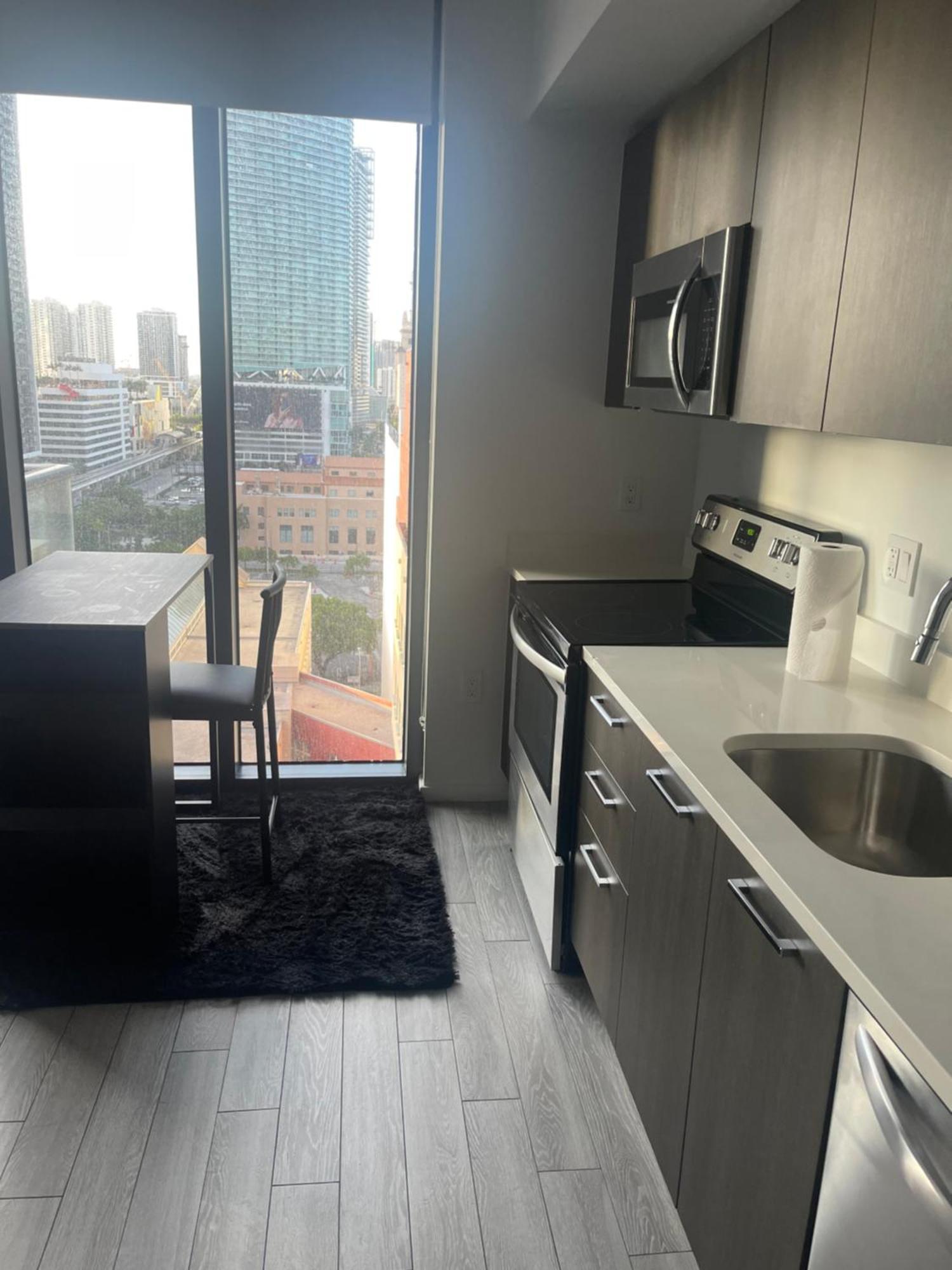 Vibrant Studio Downtown Miami Apartment ภายนอก รูปภาพ